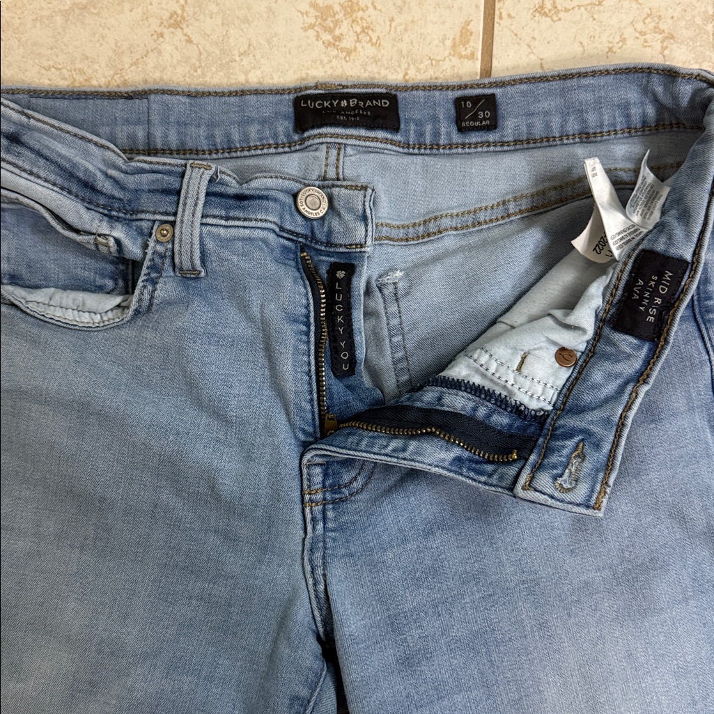 Lucky Brand Ava Skinny Denim Light Wash Jeans Lucky Brand Ava Skinny Denim Light Wash Jeans